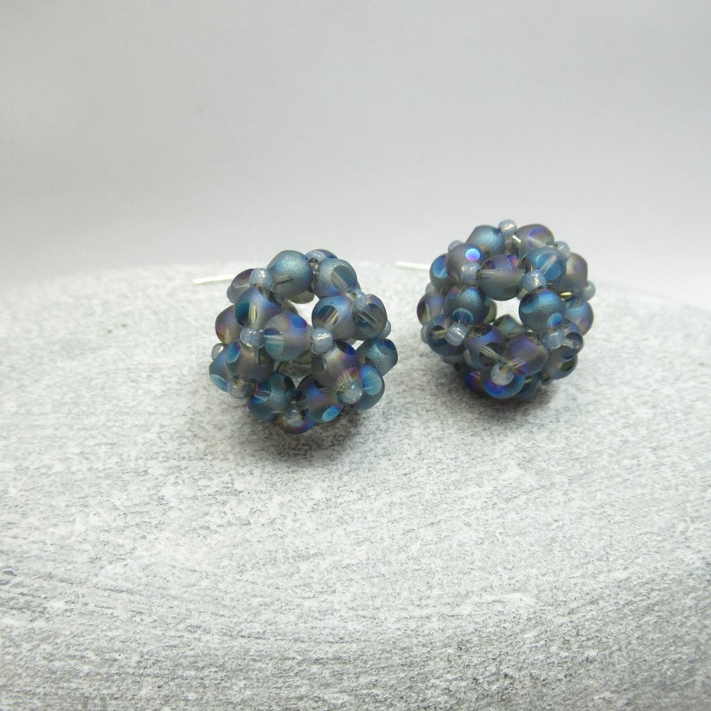 Beaded glass bead earrings